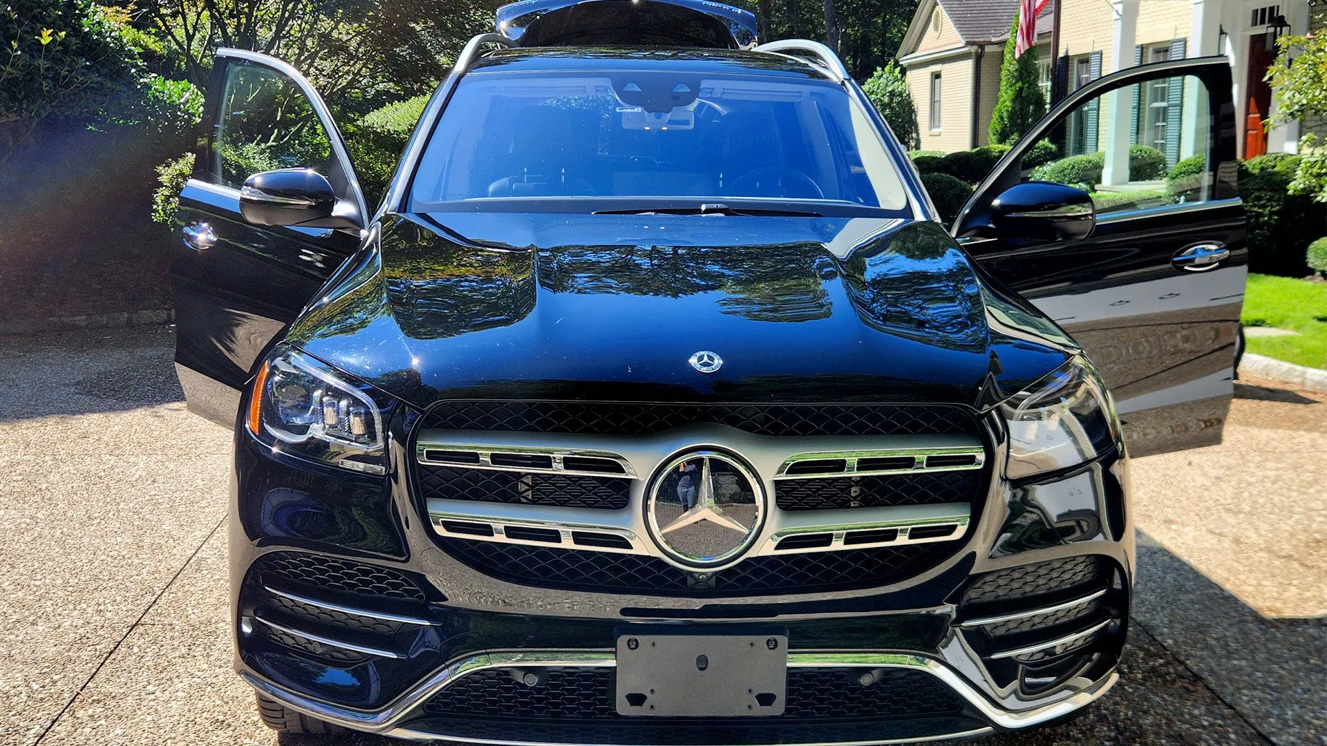 DIY vs Professional Car Detailing: What’s Best for Your Vehicle?