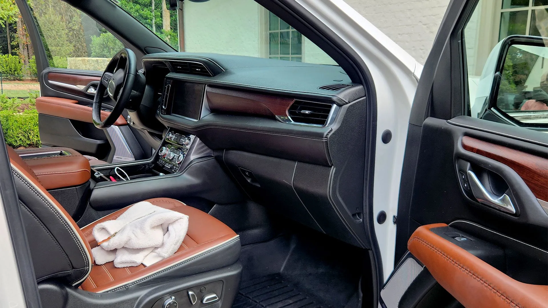 Top 5 Benefits of Regular Car Detailing